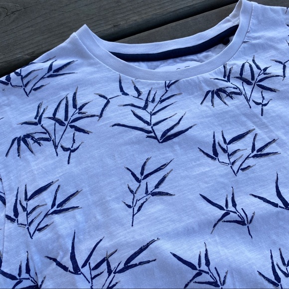 3/$25 || D&F Ricky Singh Fern White Tee - Picture 2 of 4